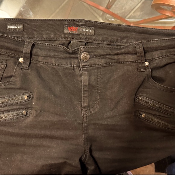 Torrid black jeans size 14. - Picture 3 of 9